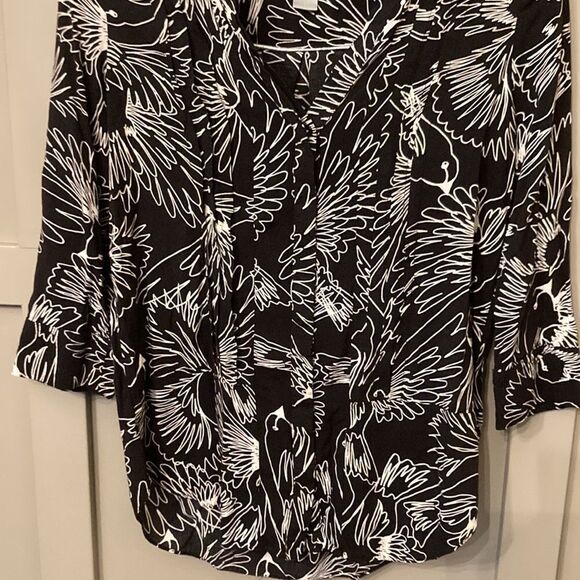 ANTHROPOLOGIE Maeve Black & White Bird Print Pintuck Pleated Button Down Blouse - Picture 5 of 12